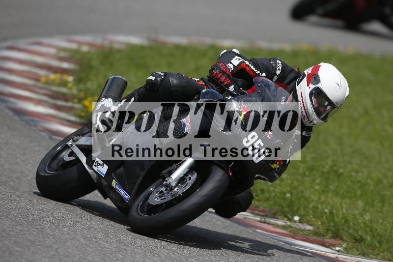 /Archiv-2024/29 12.06.2024 MOTO.CH Track Day ADR/Gruppe gelb/950